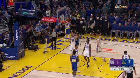 This pass from Steph to Draymond 👀