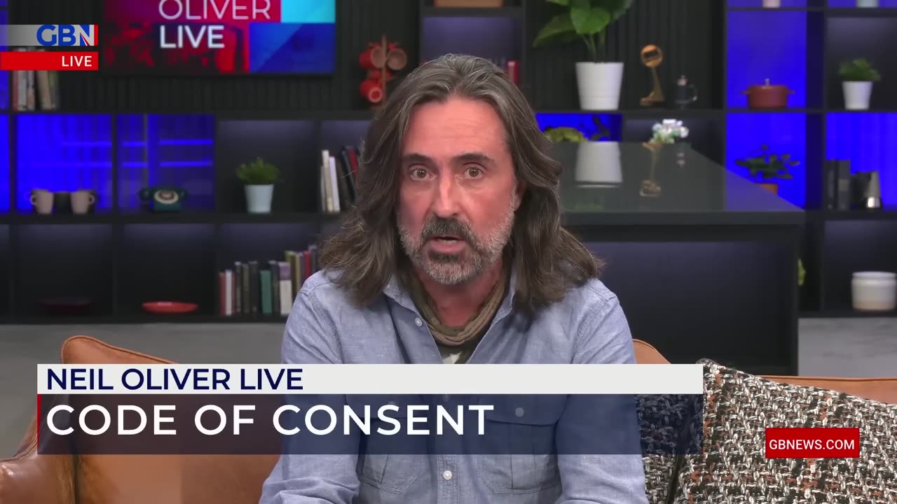 'To be sovereign is to have ABSOLUTE AUTHORITY over our own bodies' | Neil Oliver VS the state