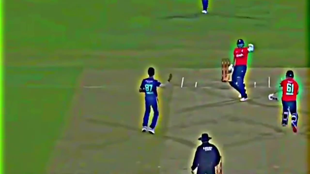 Shadab Khan excellent wicked out