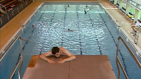 Mr.Bean funny swim