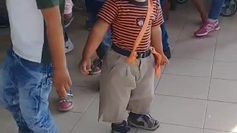 Bebé bailando