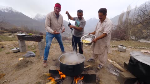 American Eats Pakistan!! From Street Food to Strange Food!! (Full Documentary)