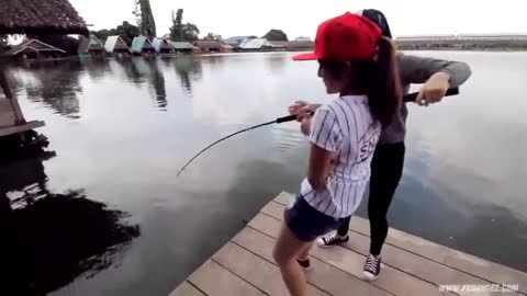 ASIAN GIRLS GO FISHING