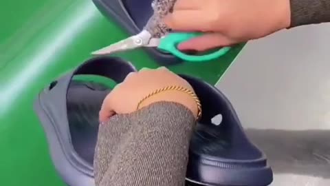 Oddly satisfying FLIP FLOPS manufacturing process