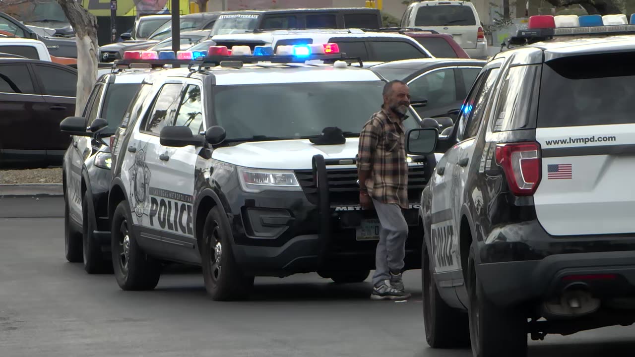 Man commits Armed Robbery Near Macys in Chinatown Las Vegas