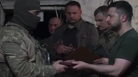 Zelenskiy in the award ceremony