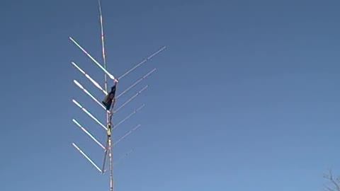 Jo Gunn 6VDX on US tower
