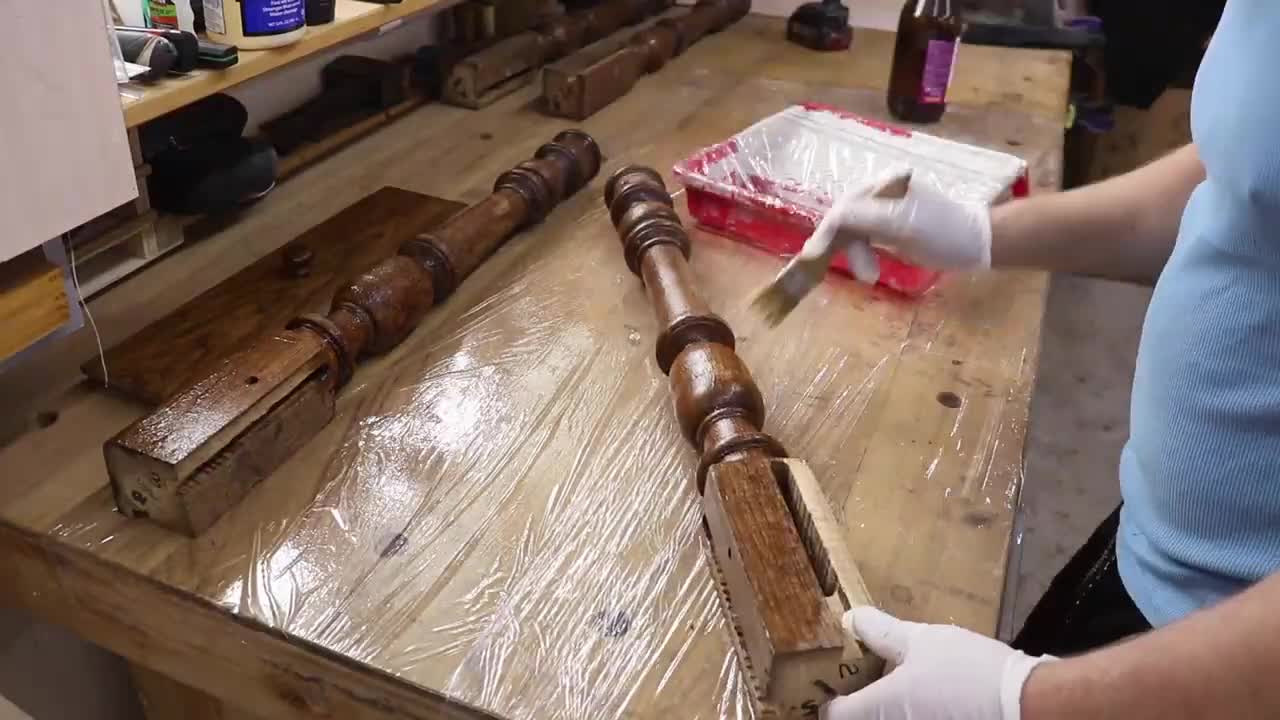 Restore a 50-year-old oak table