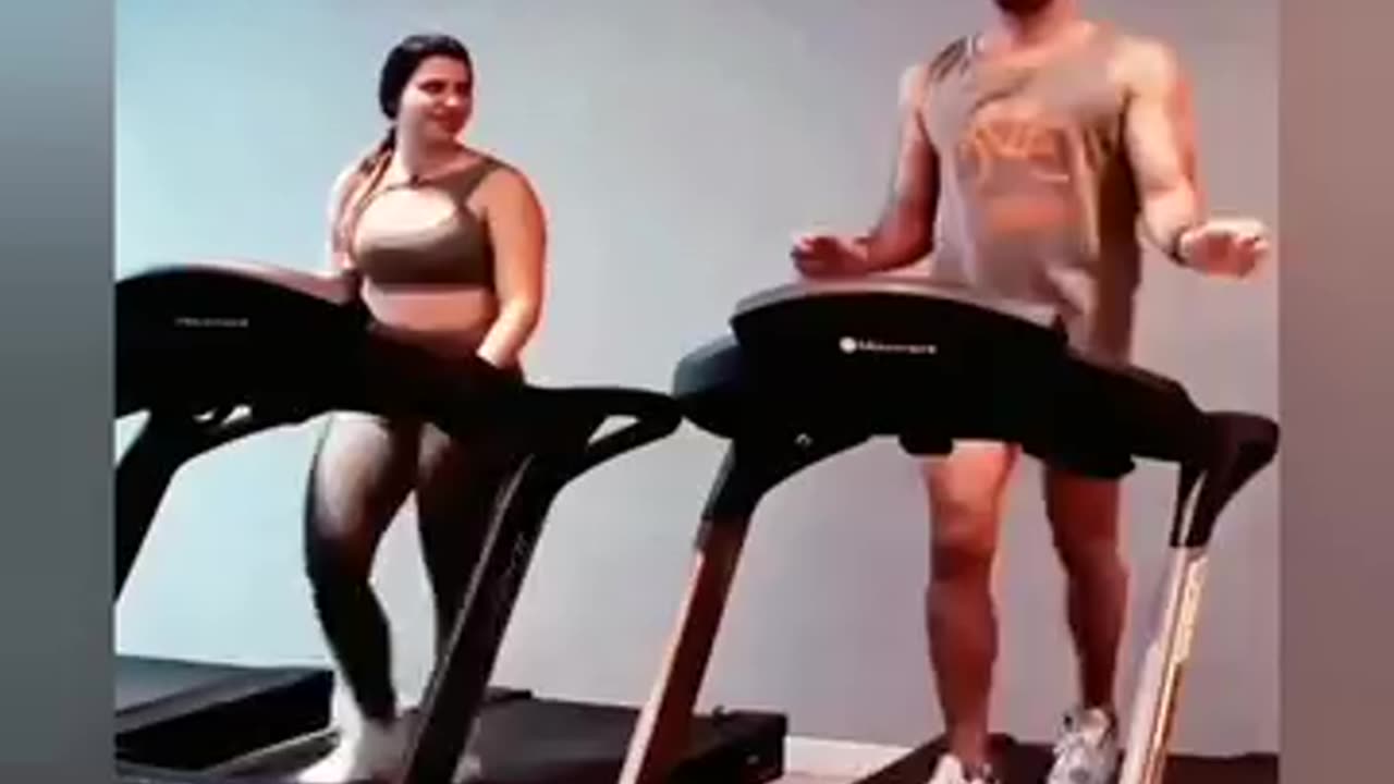 Funny Gym Girl Staring Men But Manruns Like Transgender!