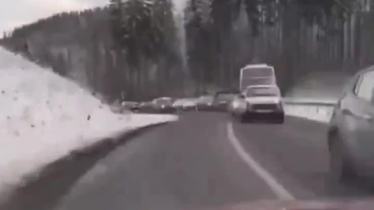 Ukraine Line To Ski Slopes