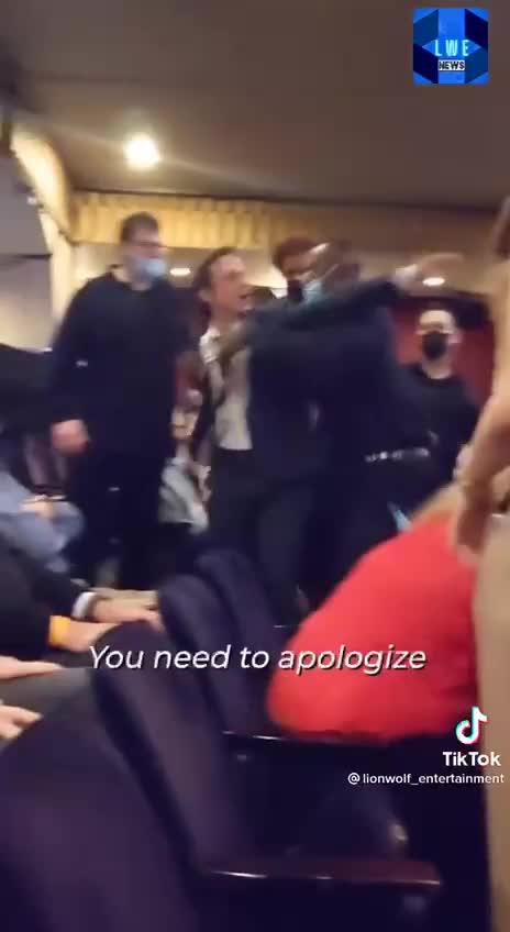 War Veteran Confronts George Bush "my friend's are dead because you lied"