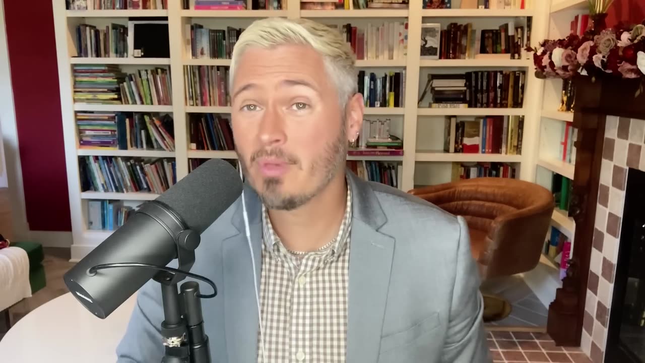 BOMBSHELL: Polls May Be UNDERESTIMATING Kamala Harris. _ The Kyle Kulinski Show
