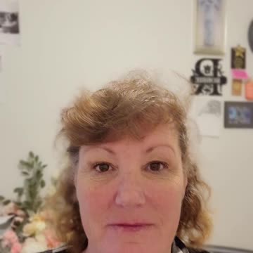 Woo hoo! Suni Lee wins!