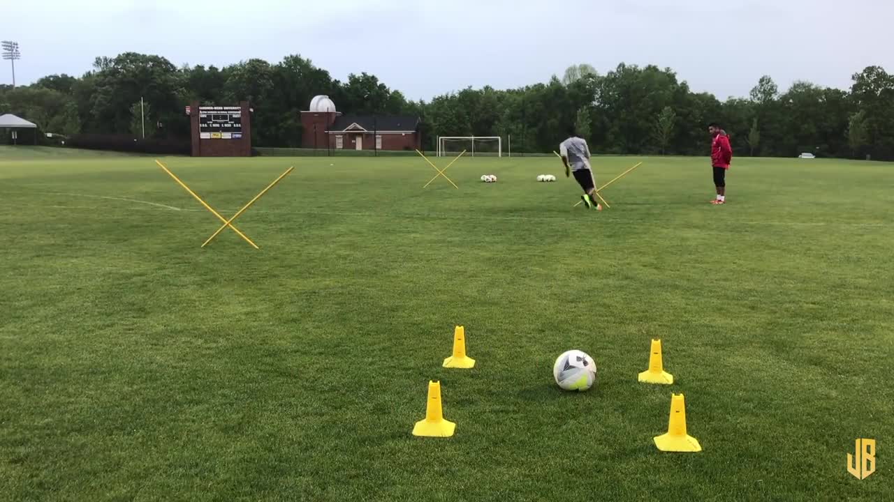 Barcelona Soccer Drills - What Neymar, Suarez, and Messi Do To Stay Fit!