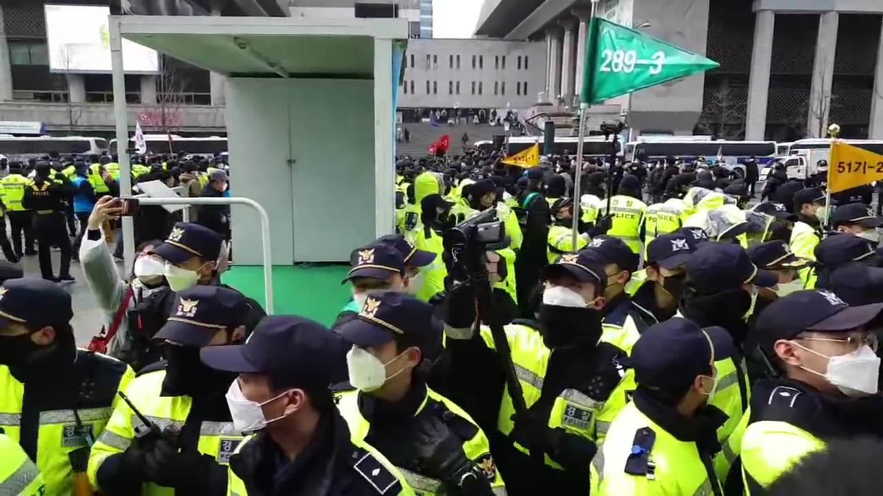 20200228_V3_S01(FP5BYjuqxNg)여기가 어디라고 왔는가_ 봉변당하고 줄행랑 치는 서울시장!