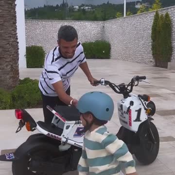Video by sportbike - Daddy I can ride