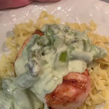 Creamed Asparagus on Grilled Chicken