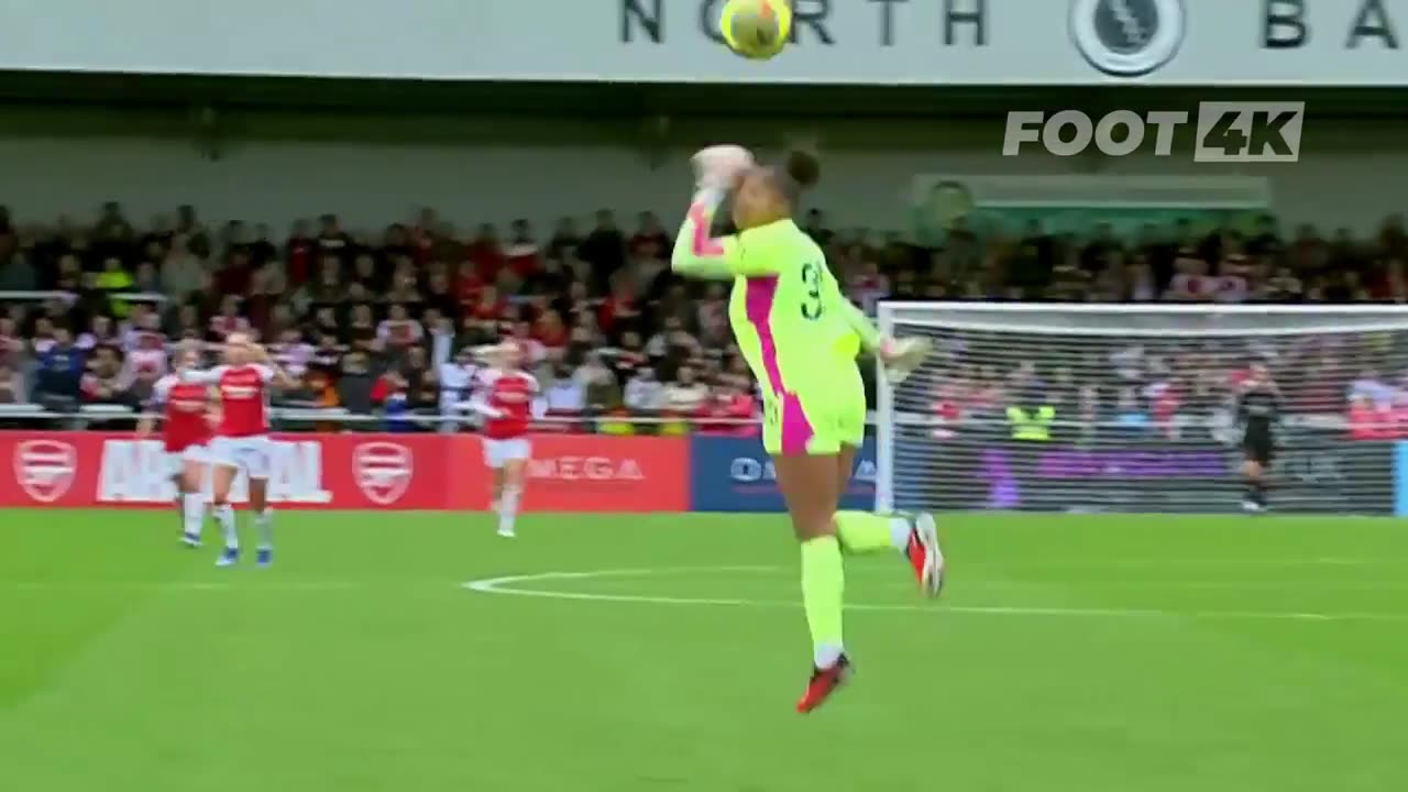 Women's Football Is so Funny!