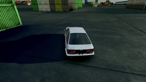 Derrapando con el Toyota AE86 en Assoluto