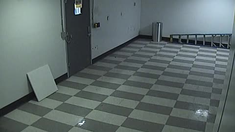 6052RHOBG2G206NorthLobby_2021-01-06_16h40min01s163ms.mp4