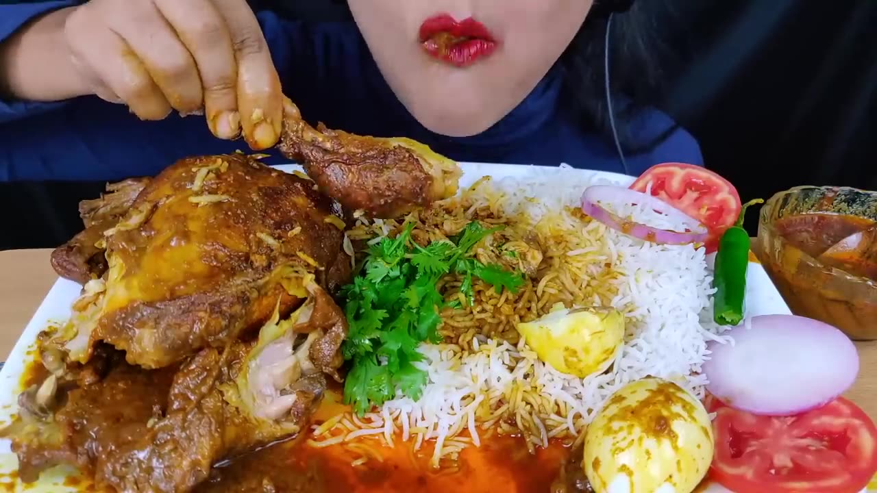 ASMR-EATING WHOLE CHICKEN CURRY AND EGGS WITH BASMATHI RICE-WHITE RICE l BIG BITES l FOOD VIDEOS