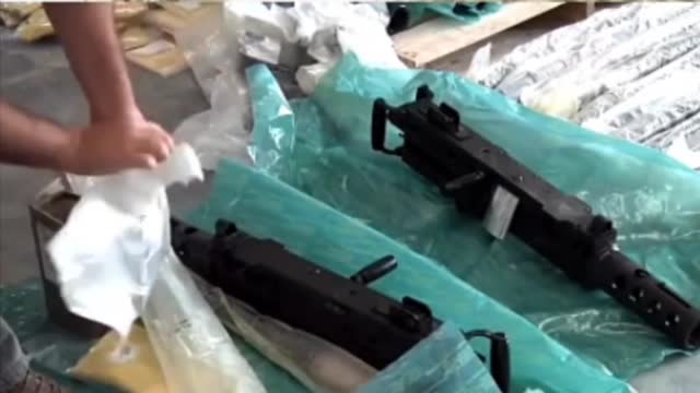 The army disassembles a large number of heavy firearms
