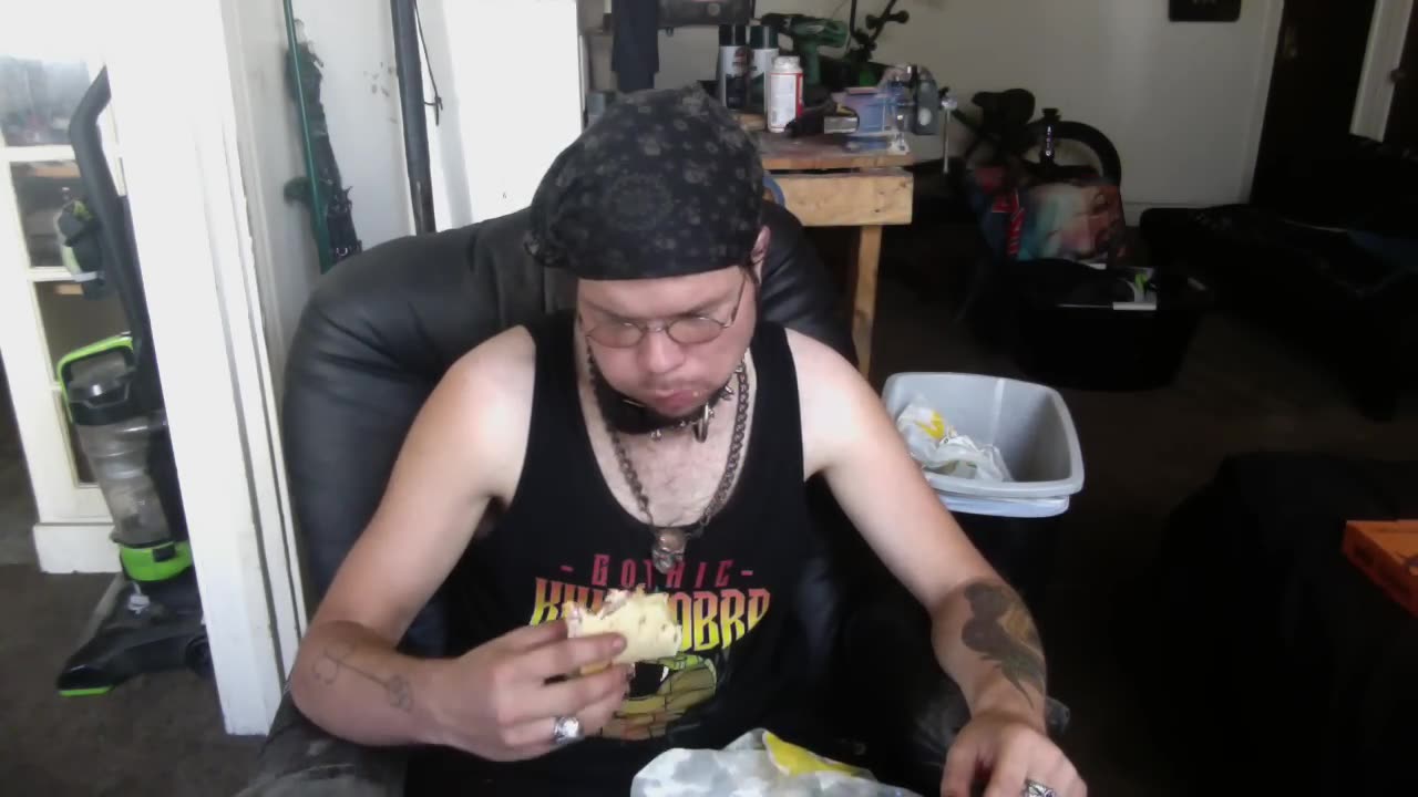 KingCobraJFS Jul 14, 2018 "Pizza and Sub Mokbong"