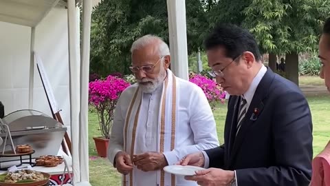 When PM Modi & Japan PM Fumio Kishida had #Golgappa