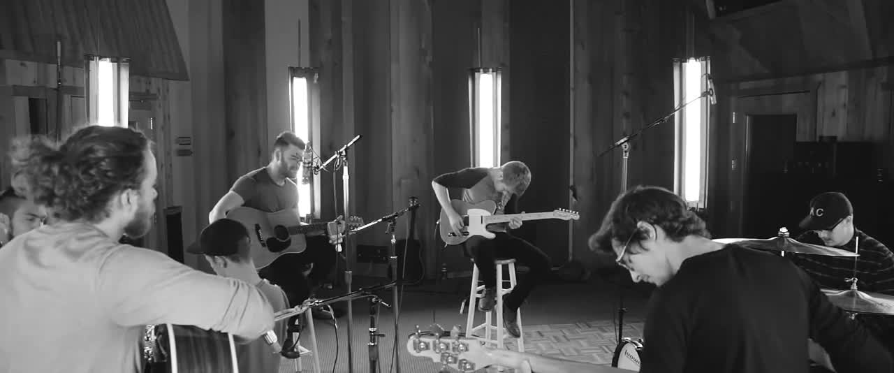 Dylan Scott - Give Me More (Stripped)