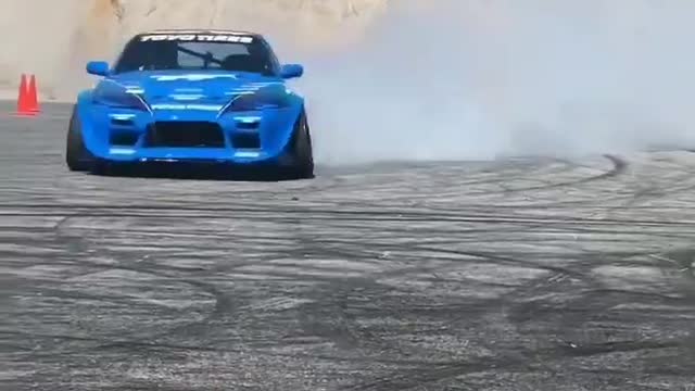 It's time to show off your car skills in an instant with car drifting