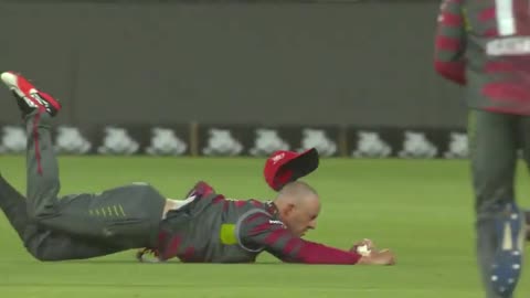 AB De Villiers Best Catch in Cricket Match.