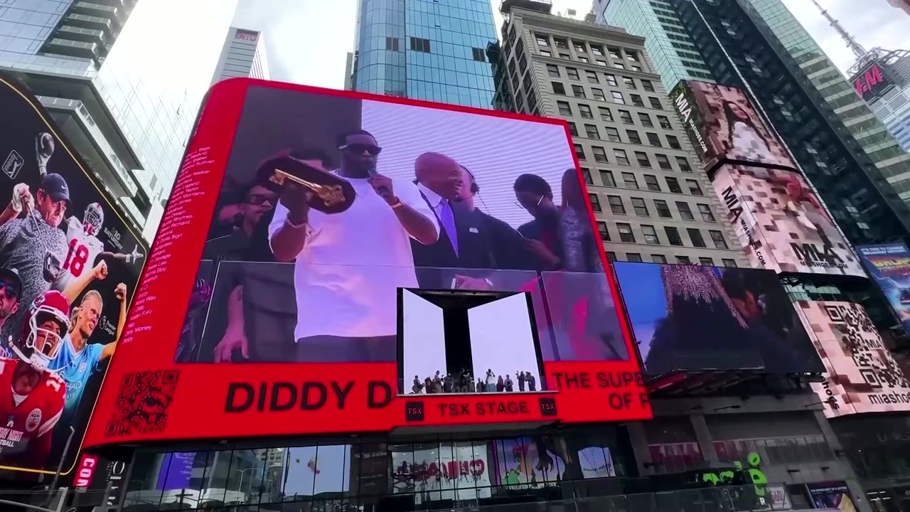 Sean "Diddy" Combs gets the key to NYC