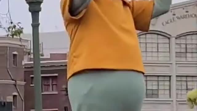 Trying To Make Squidward Dab