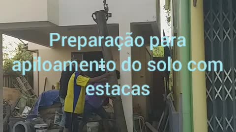 Preparação para apiloamento do solo com estacas