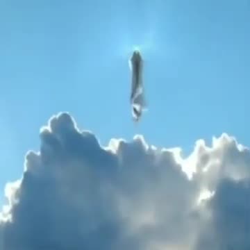 Jesus Appears In The Sky