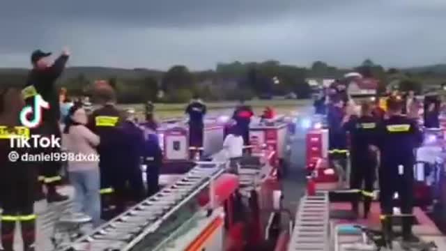 Dutch Firefighters have joined the farmers
