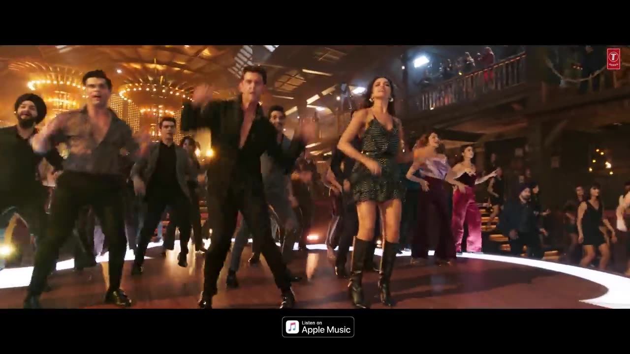 HRITHIK ROSHAN DANCE IN BOLLYWOOD MOVIE