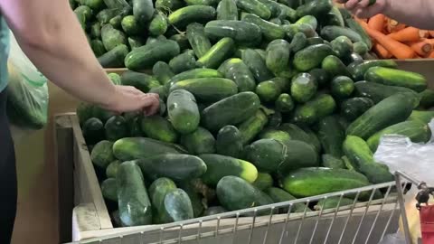 PREPPING FOR HOMEMADE PICKLES!