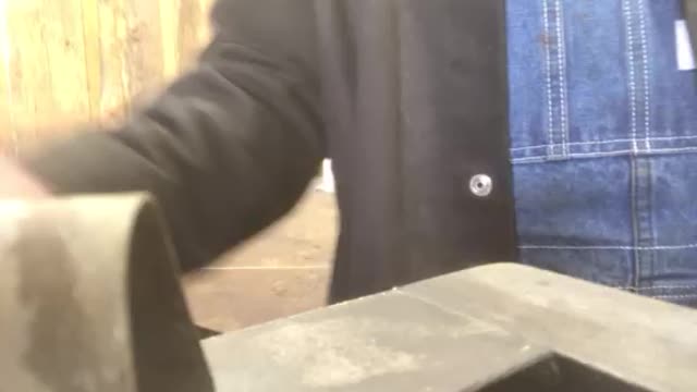 SHOP FOX 12” Bench Shear VS 1/8 plate