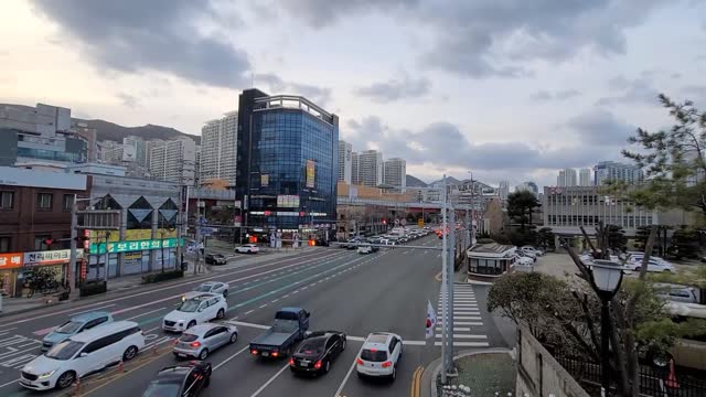 City Scenery and Roads during rush hour