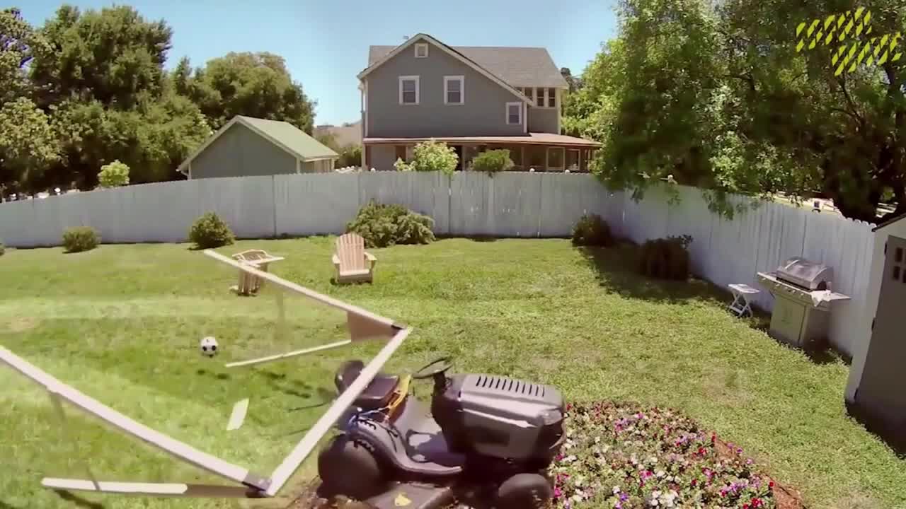 Hilarious Moments Caught on Security Camera, Funny Clips.