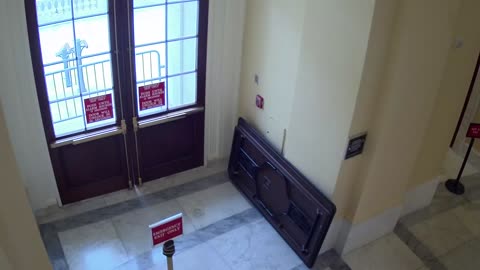 3444CHOB02RotundaCH12W_2021-01-06_12h40min01s503ms.mp4