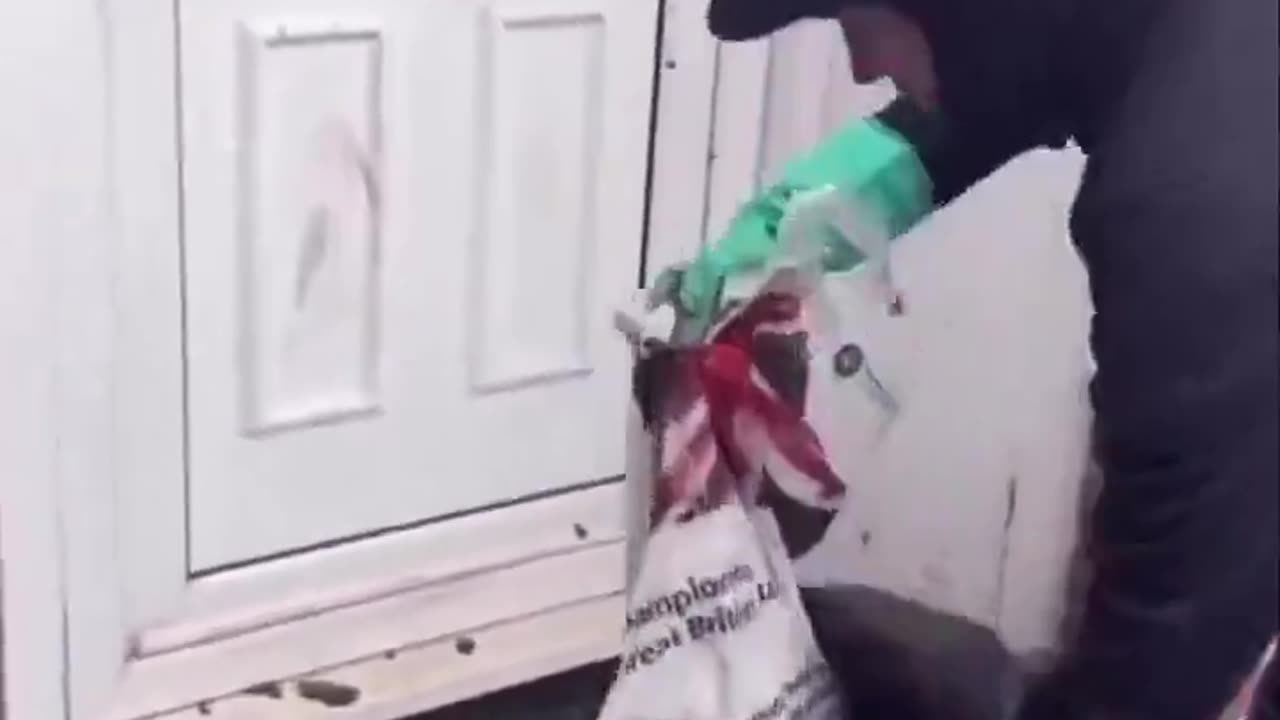Man Rubs Neighbor's Dog Poop On Their House