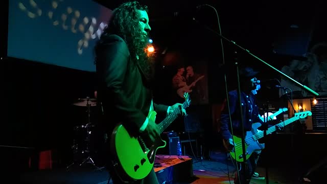 THE GLIMMER STARS AT STAGES SANTA ANA