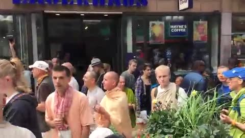 Hare Krishna_ hare Rama_ kirtan_ Bhajan _ Video
