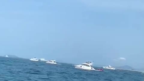 yacht