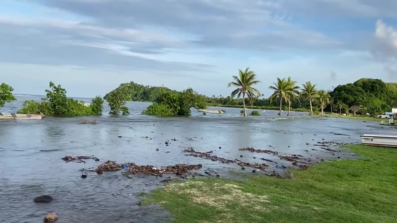 Atelaite Cama Waves slamming ashore in Mavana, Vanuabalavu, Lau.