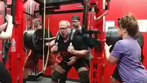 695 lb Marrs bar squat