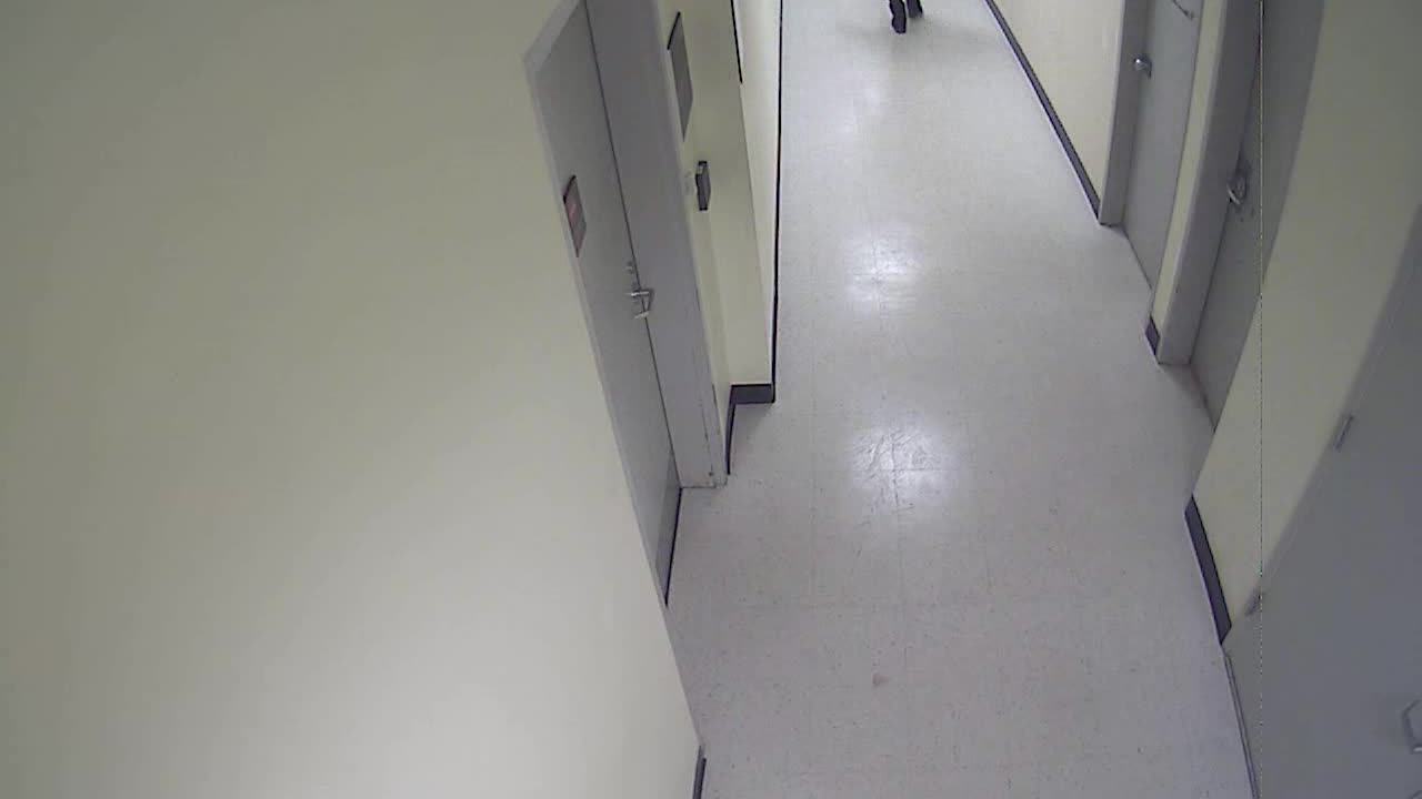 8802VZN06Elevator_2021-01-06_18h40min04s827ms.mp4