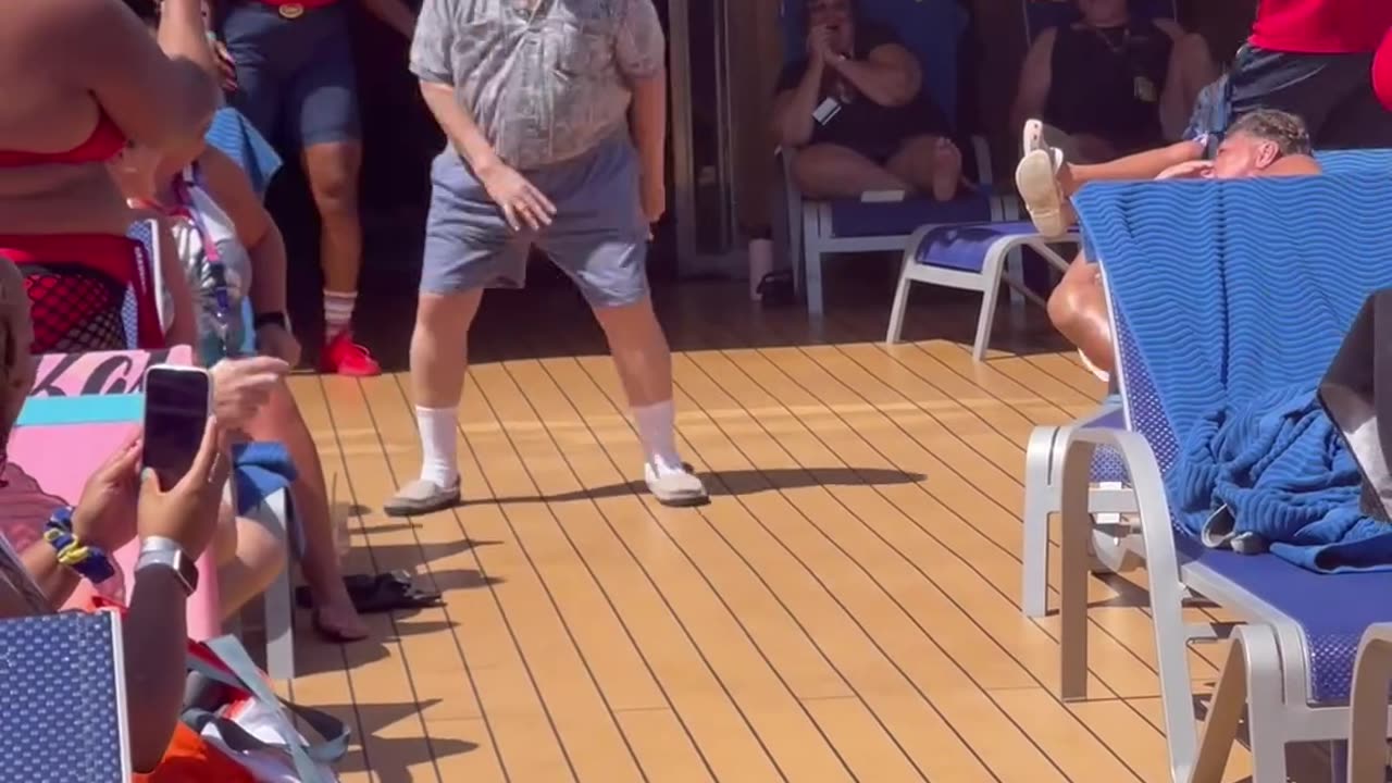 10/10 performance👏🤣